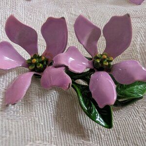 Set Vintage Orchid Purple Enamel CLIP ON earrings with double flower pin